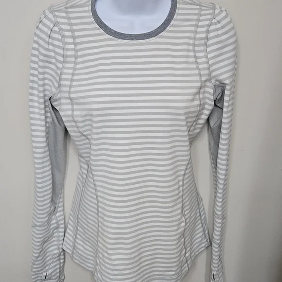 Lululemon Run Back On Track Shirt - Picture 3 of 8